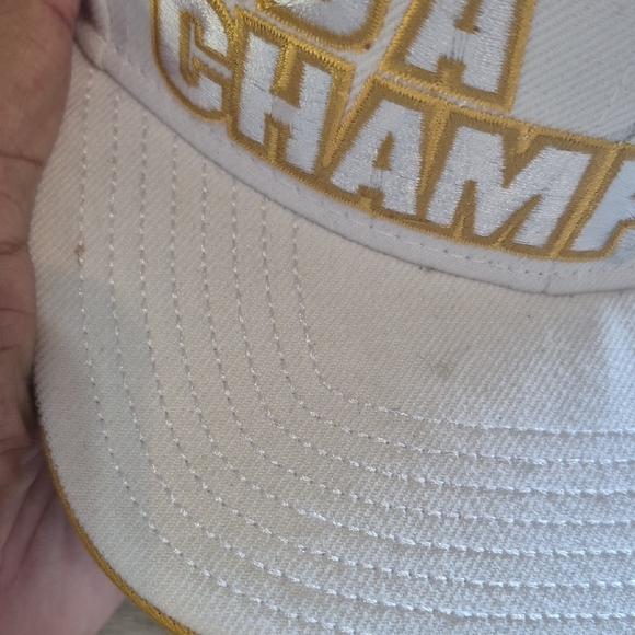 adidas San Antonio Spurs White and Gold NBA Champions Cap - Picture 7 of 7